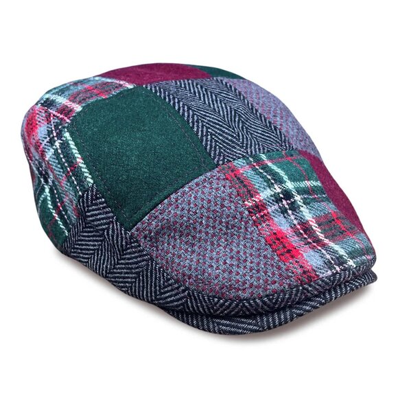 Boston Scally The SCROOGE Christmas Plaid One Panel Cap w/ Pin - M/L - Picture 8 of 14